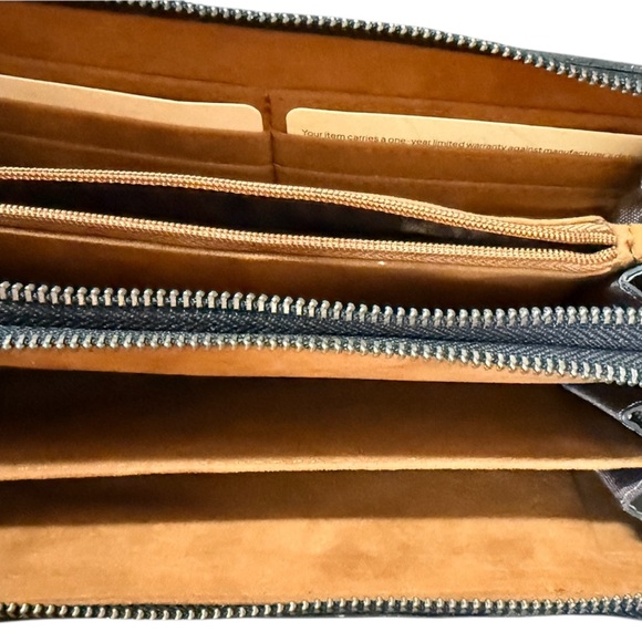 Patricia Nash Amelia Wallet - Picture 6 of 9